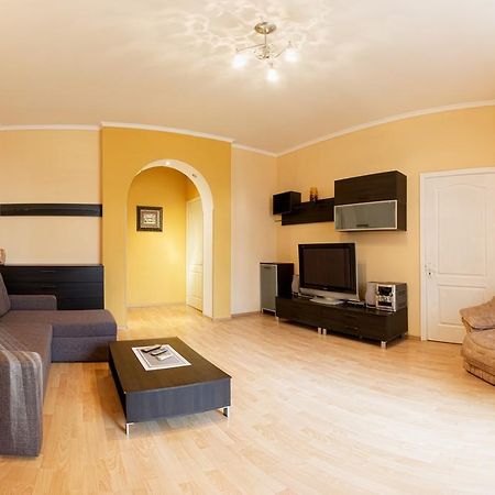 Kyiv Apartment In The City Center On Turgenevskaya Street 외부 사진